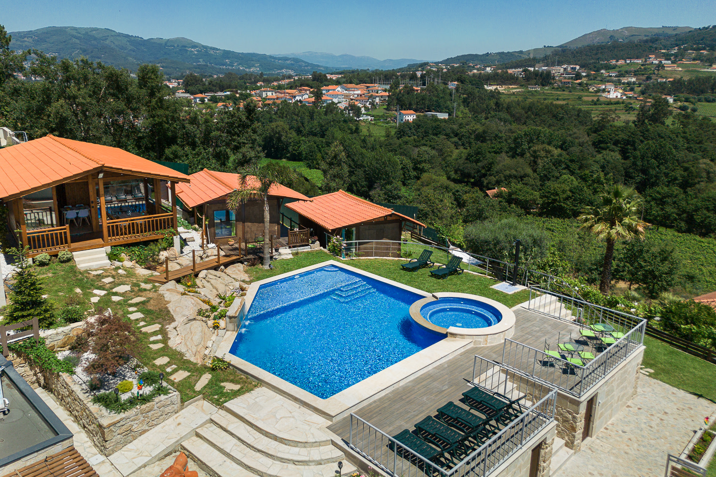 fernandes guest house